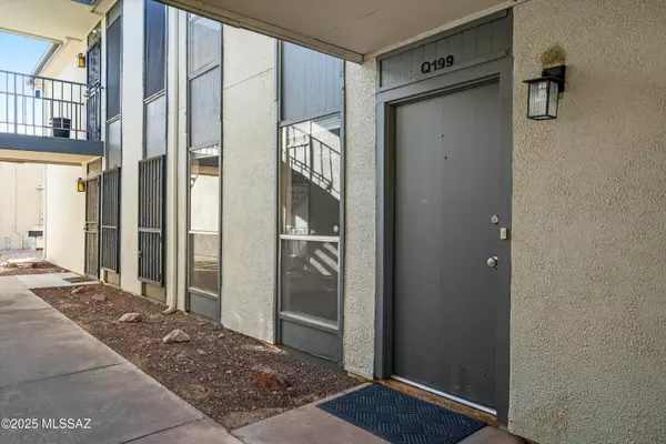 Tucson, AZ 85712,1620 N Wilmot Road #UNIT Q199