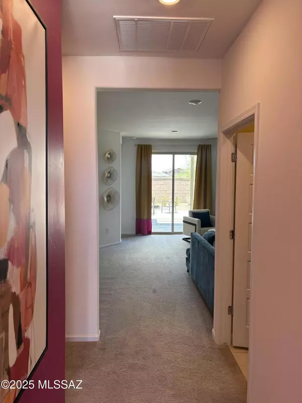 Sahuarita, AZ 85629,784 W Calle El Acuario