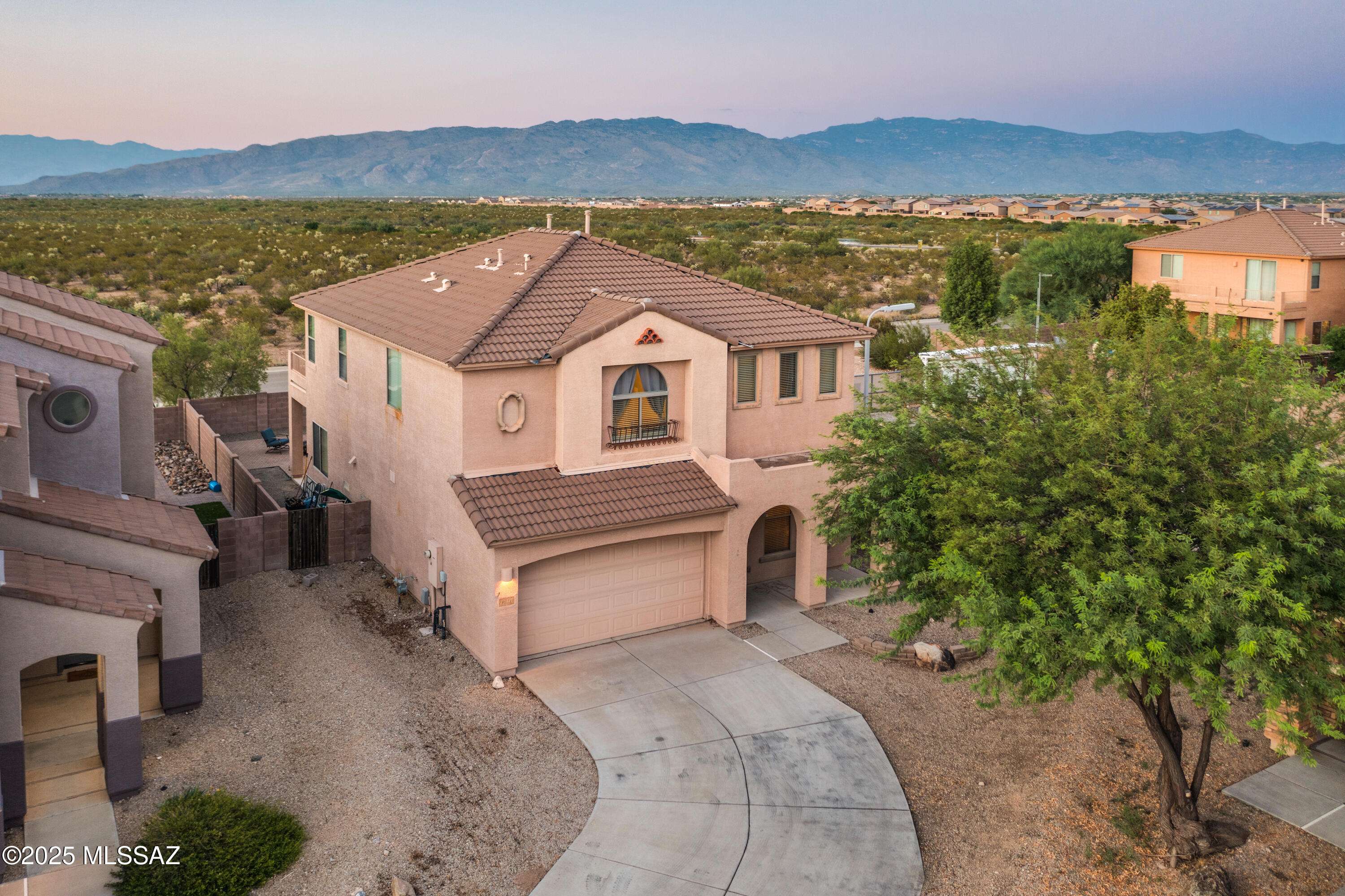 12517 E Red Iron Trail, Vail, AZ 85641