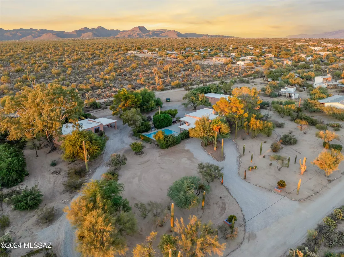 Tucson, AZ 85742,6070 W Desert Marigold Lane