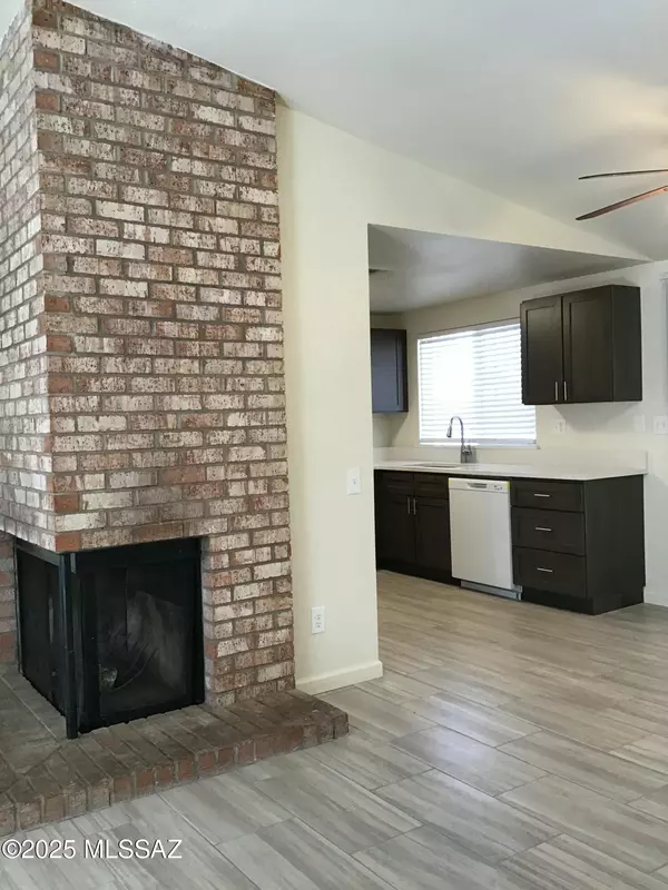 Tucson, AZ 85746,2620 W Vereda Amarillo
