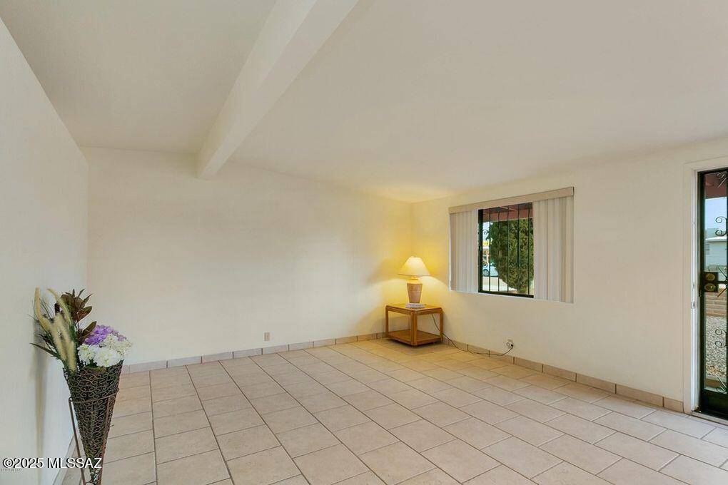 Tucson, AZ 85711,5129 E 28th Street