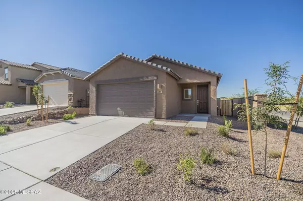 6826 E Paseo Berceo, Tucson, AZ 85756