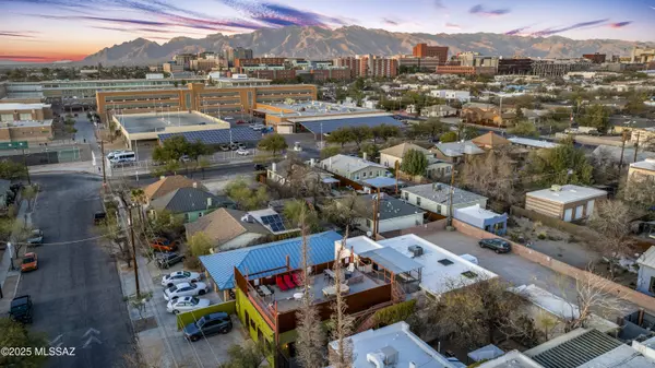 218 N 1st Avenue, Tucson, AZ 85719