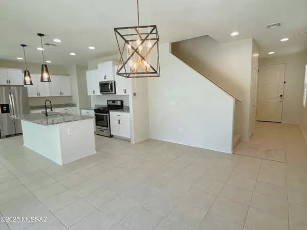 Sahuarita, AZ 85629,866 E Artesia Place