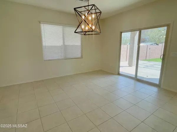 Sahuarita, AZ 85629,866 E Artesia Place