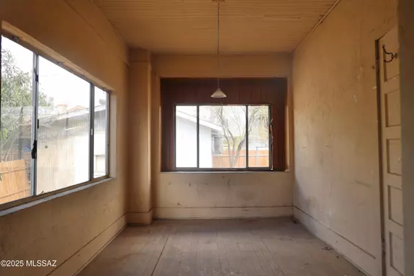 Tucson, AZ 85705,515 E 1st Street