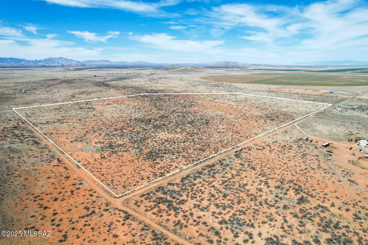 Elfrida, AZ 85610,182 Acres Highway 181  #-