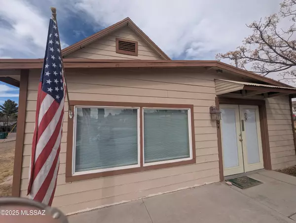 204 W Fremont Street, Tombstone, AZ 85638
