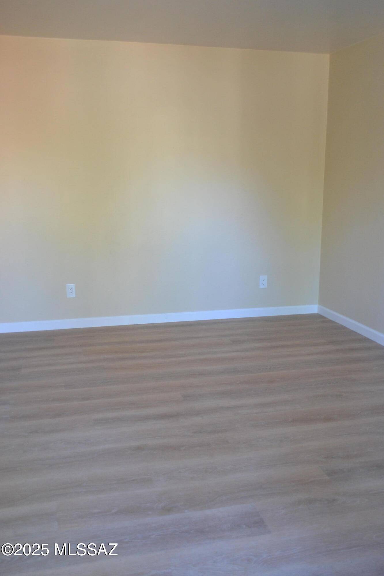 Tucson, AZ 85705,455 W Kelso Street #122