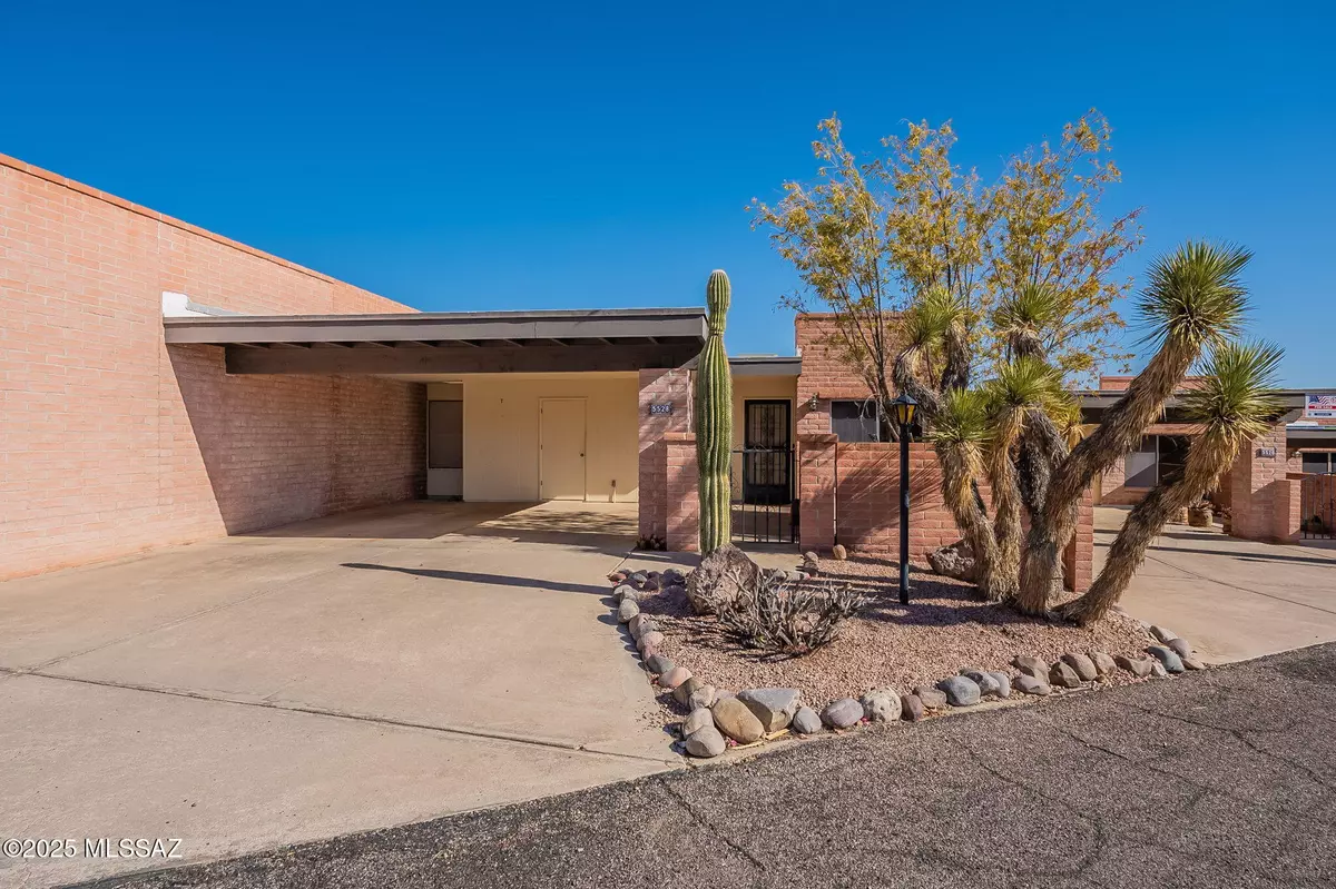 Tucson, AZ 85718,5528 N Camino Arenosa