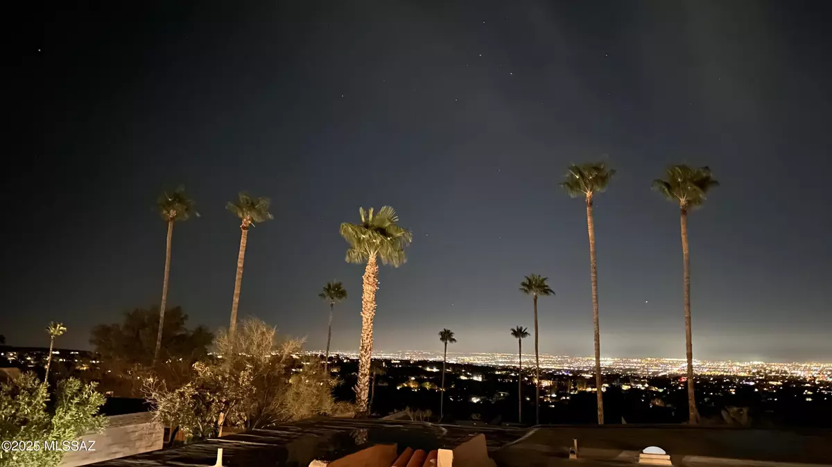 Tucson, AZ 85718,5251 E Mission Hill Drive #yucca 3