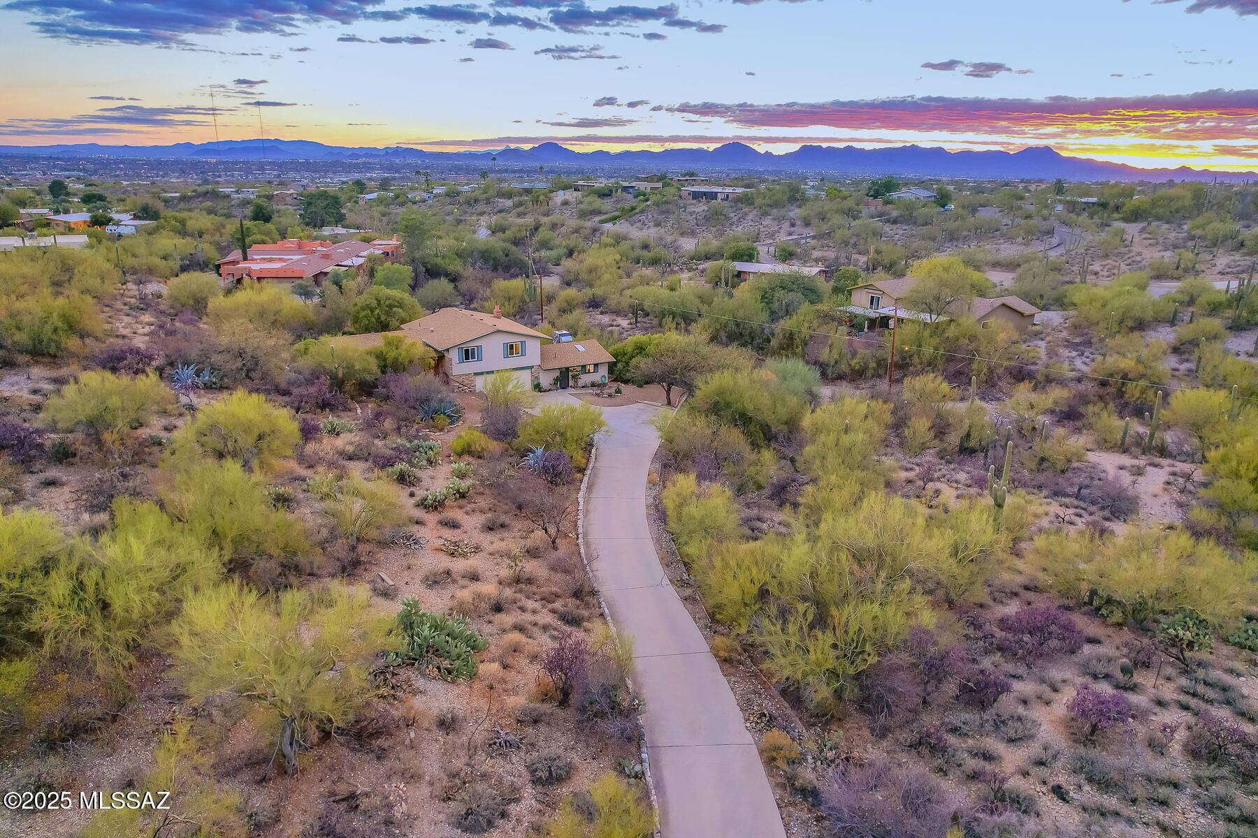 Tucson, AZ 85718,5190 N Camino Esplendora