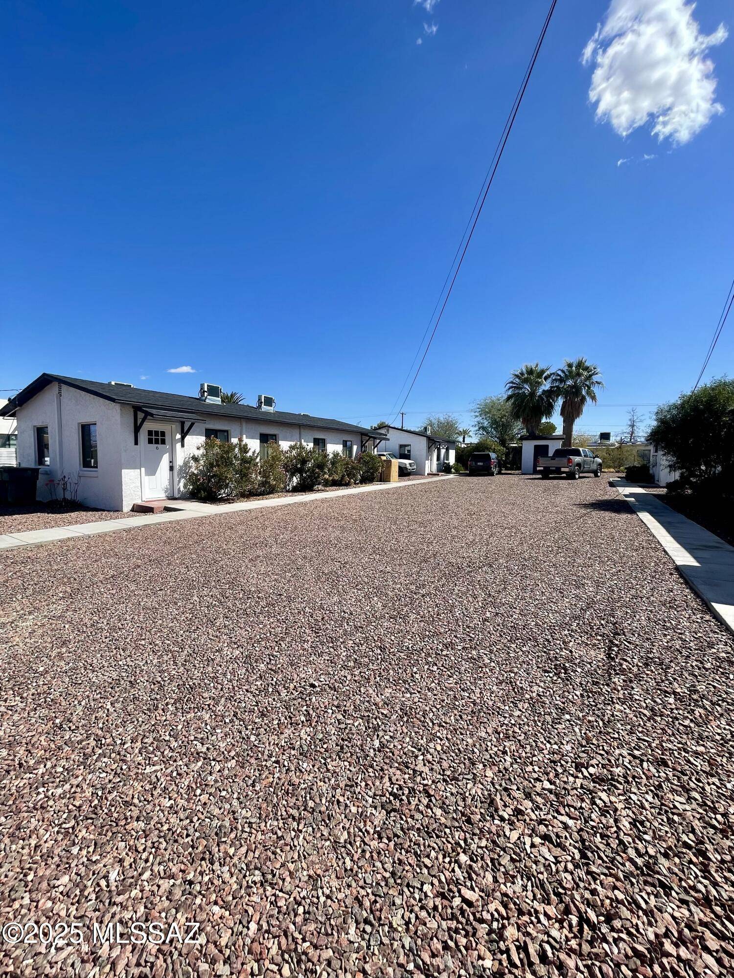 2714 N Hopi Place, Tucson, AZ 85705