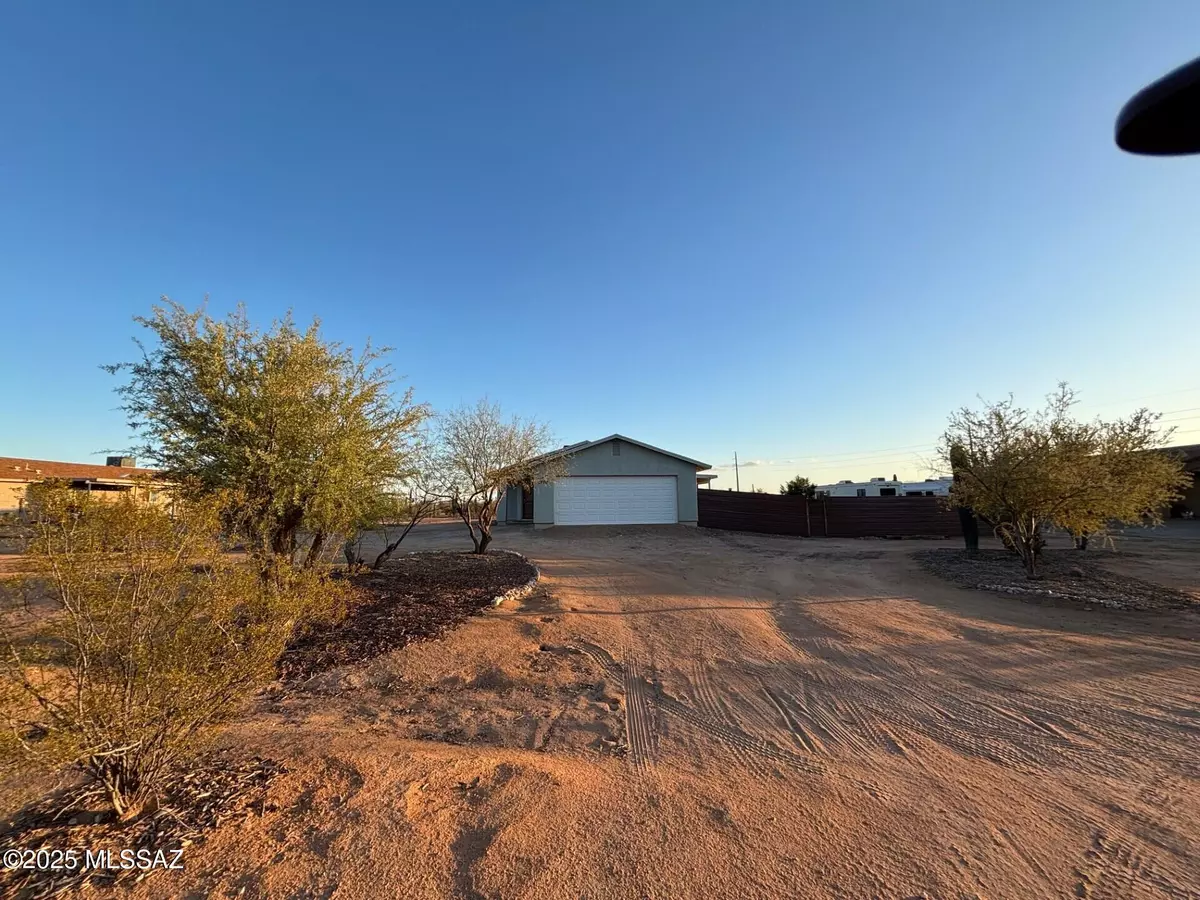 Tucson, AZ 85743,5669 N Avra Road