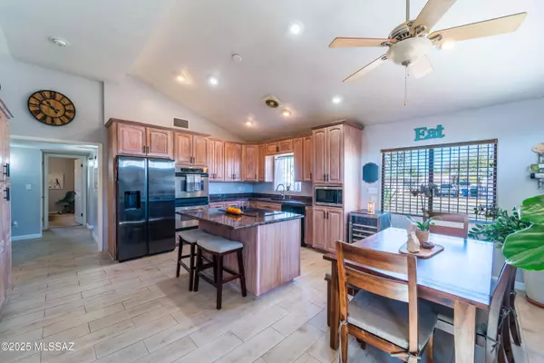 Tucson, AZ 85705,502 E Smoot Drive