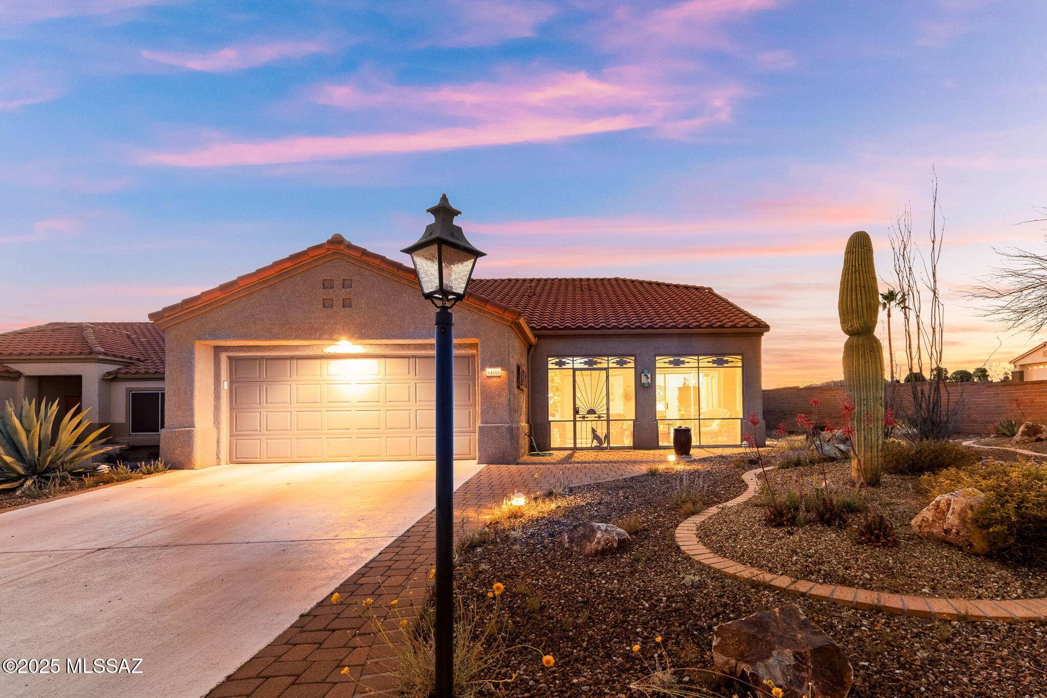 Oro Valley, AZ 85755,14269 N Greenspun Place
