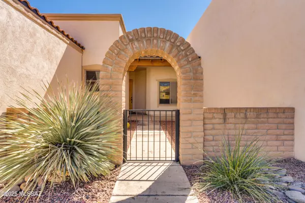 Tubac, AZ 85646,2 Circulo Diego Rivera