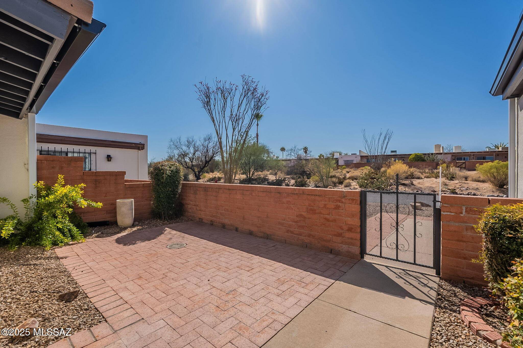 Green Valley, AZ 85614,723 S Camino del Monte