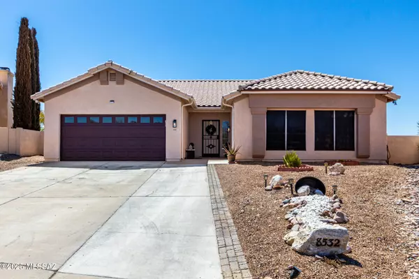 8532 S Placita San Bernardo, Tucson, AZ 85747