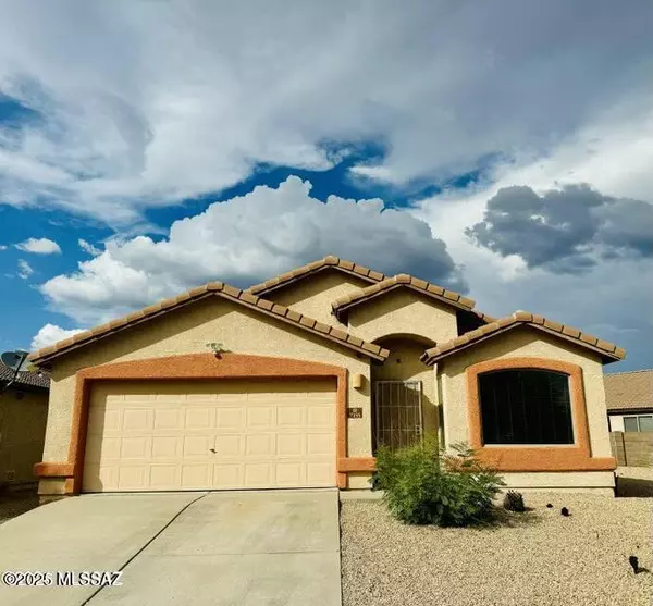 7155 S Oakbank Drive, Tucson, AZ 85757