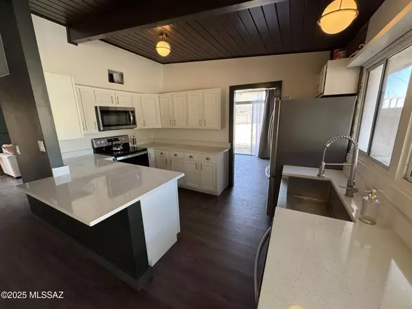 Tucson, AZ 85715,8724 E Lancaster Road