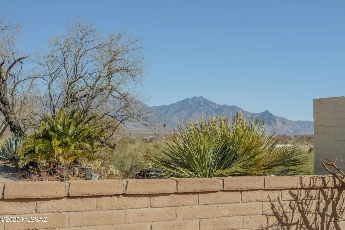 Green Valley, AZ 85622,2820 S Camino Ortega