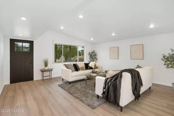 Tucson, AZ 85704,7222 N San Pasquale Avenue