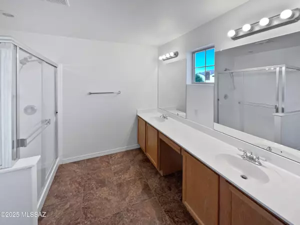 Sahuarita, AZ 85629,107 W Camino Rancho Lucido