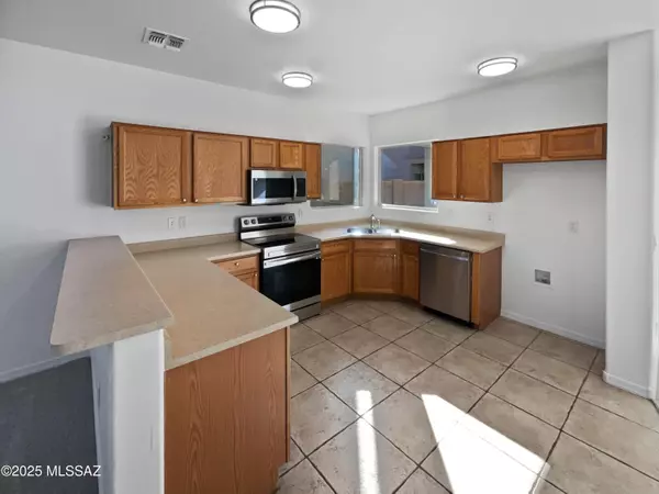 Sahuarita, AZ 85629,107 W Camino Rancho Lucido