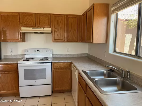 Tucson, AZ 85757,6610 S Via Molino De Viento