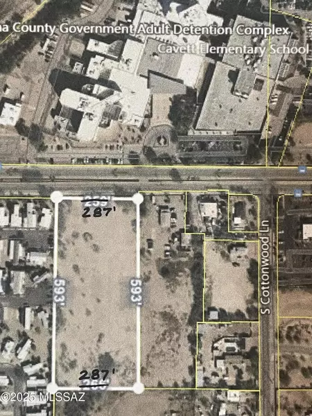 1251 W Silverlake Road, Tucson, AZ 85713