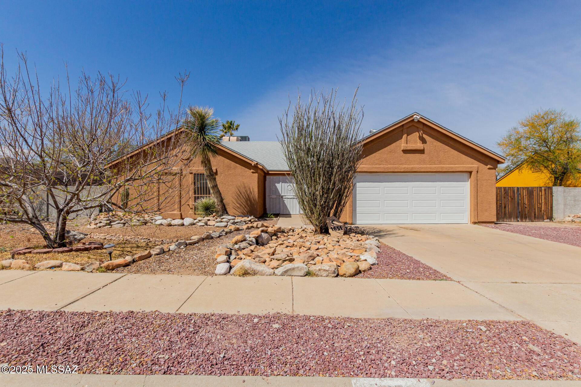 1651 N Atwood Avenue, Tucson, AZ 85745