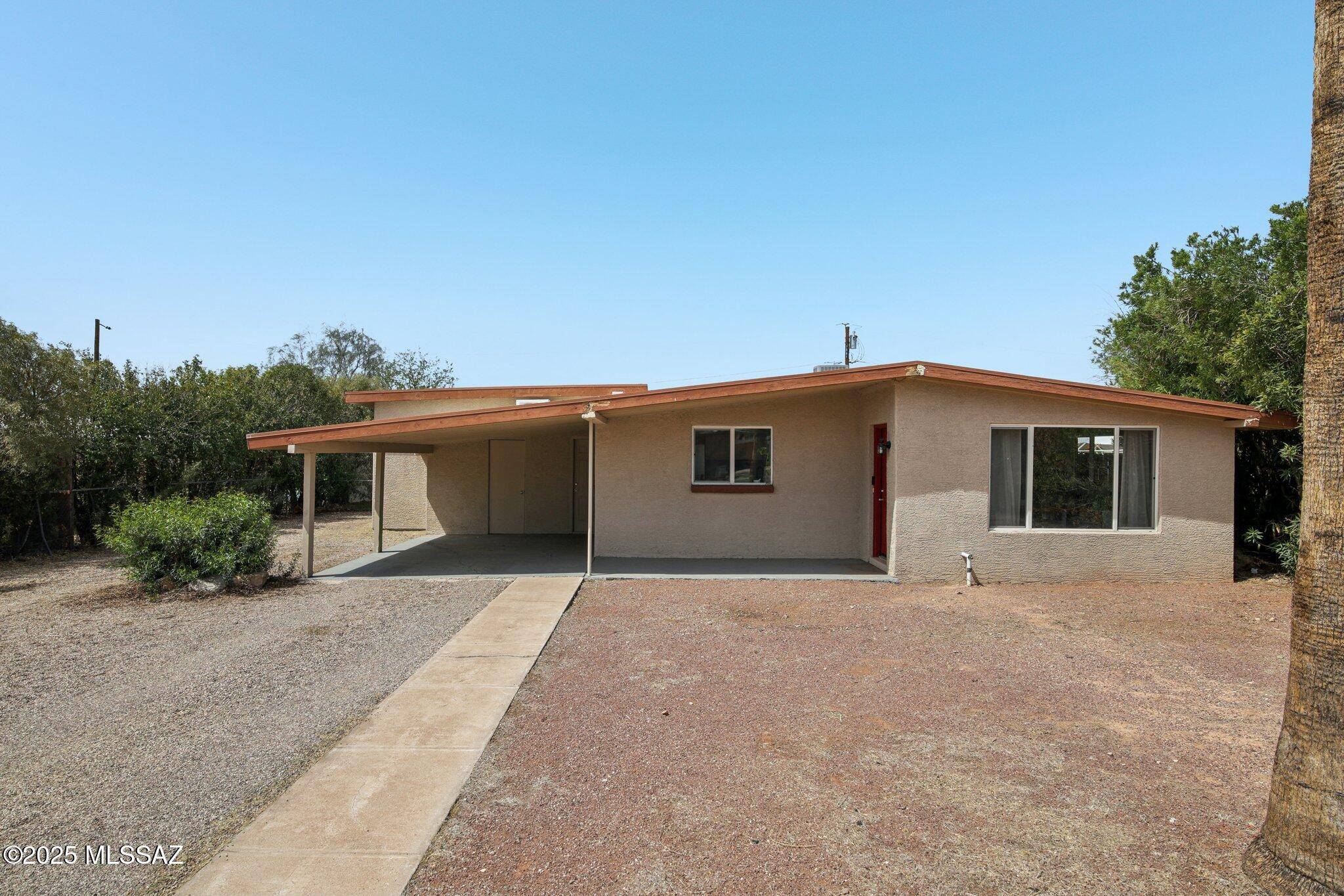 2833 N Walnut Avenue, Tucson, AZ 85712