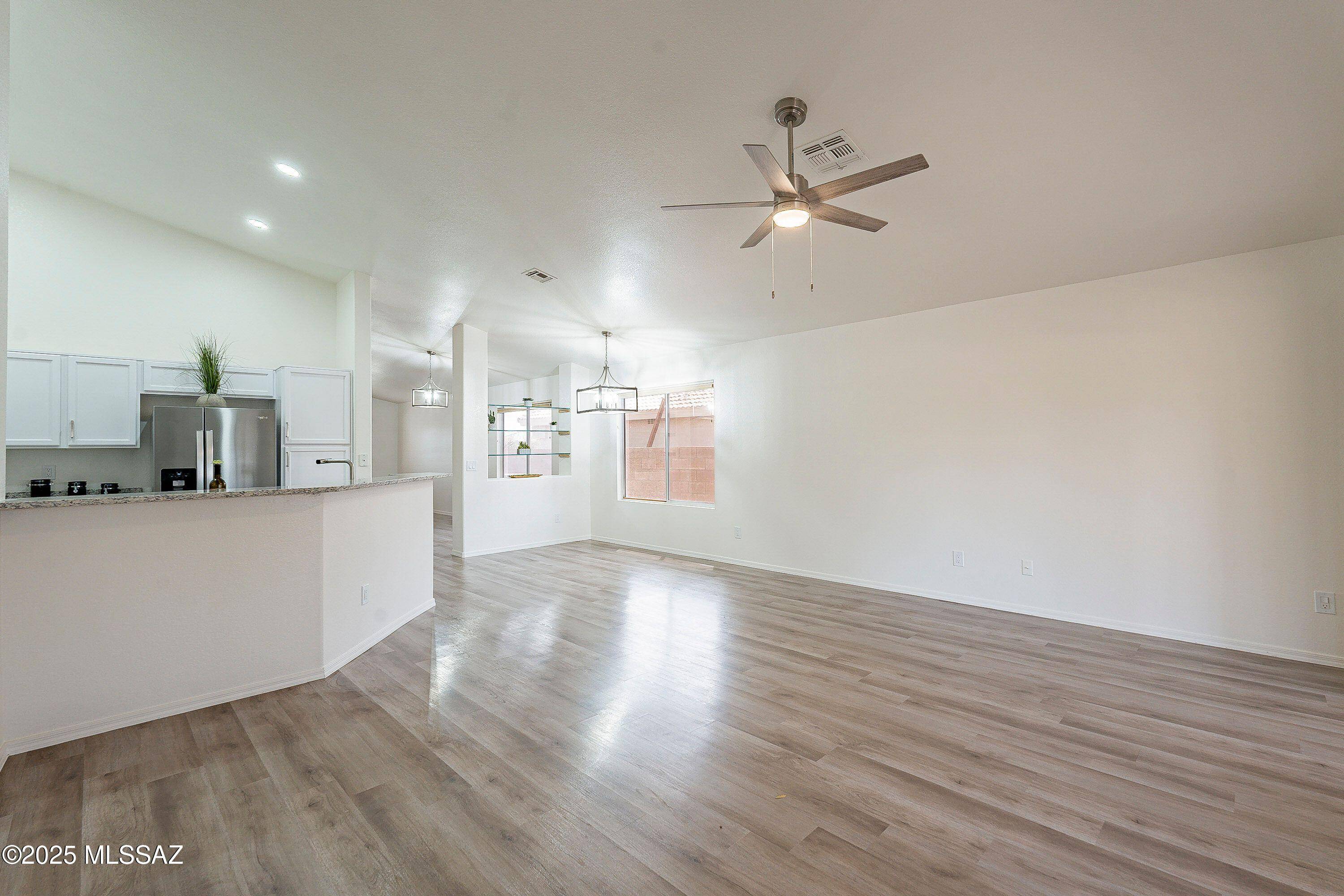 Tucson, AZ 85742,3856 W Argo Street