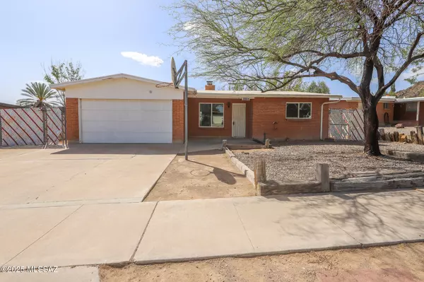 3045 W Alaska Street, Tucson, AZ 85746