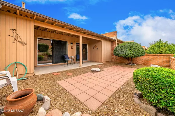 Green Valley, AZ 85622,1548 W Via Del Jarrito