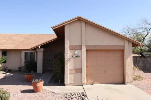 5392 S Carriage Hills Drive, Tucson, AZ 85746