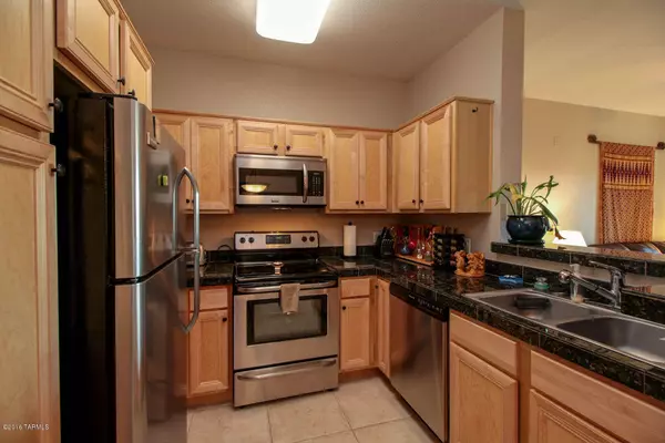 Oro Valley, AZ 85737,1500 E Pusch Wilderness Drive #17203