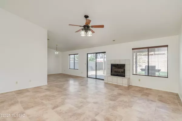 Tucson, AZ 85747,7919 S New Abbey Drive