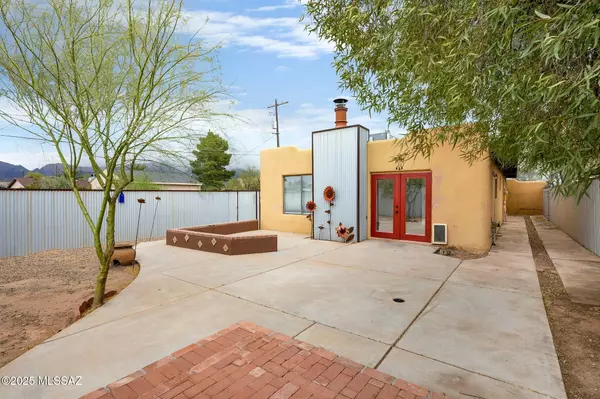 Tucson, AZ 85719,3705 N Mountain Avenue