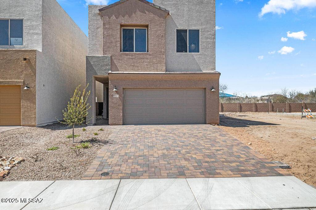 Tucson, AZ 85743,8813 N Sherry Cervi Way