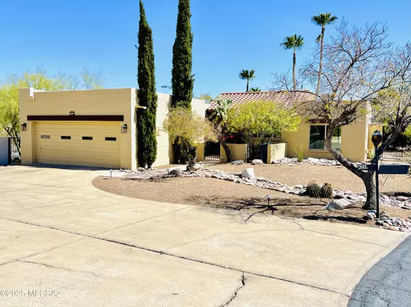4250 E Aquarius Drive,  Tucson,  AZ 85718