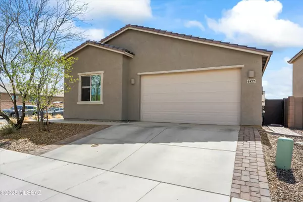 6822 E Via Arroyo Largo, Tucson, AZ 85756