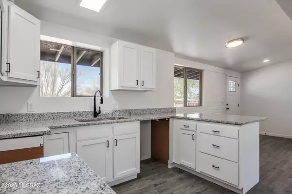 Tucson, AZ 85745,1937 W Linden Street