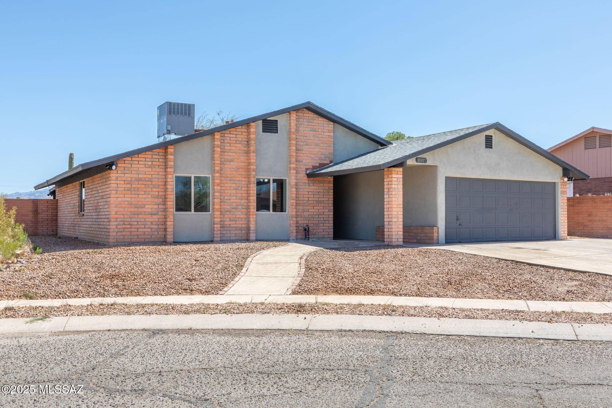 10017 E Eric Alan Place, Tucson, AZ 85748