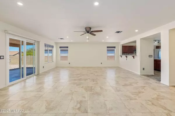 Vail, AZ 85641,512 S Sterling Vistas Way