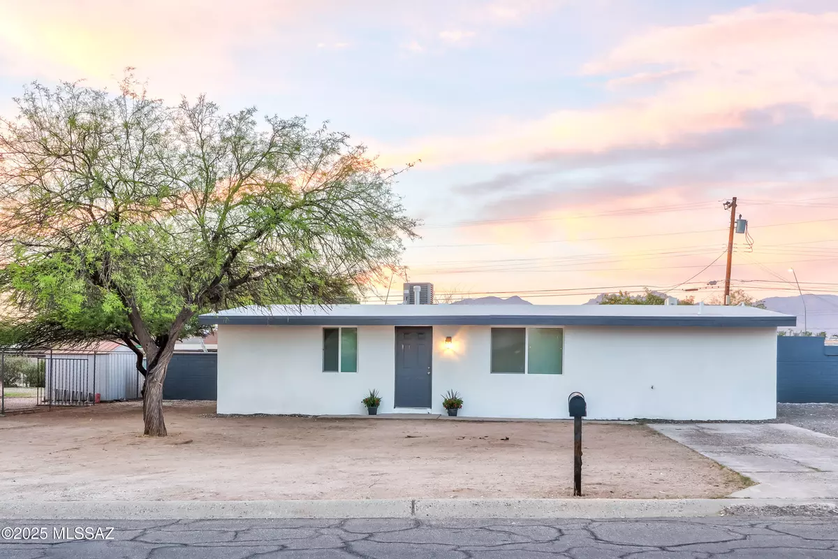 Tucson, AZ 85711,5631 E 30th Street