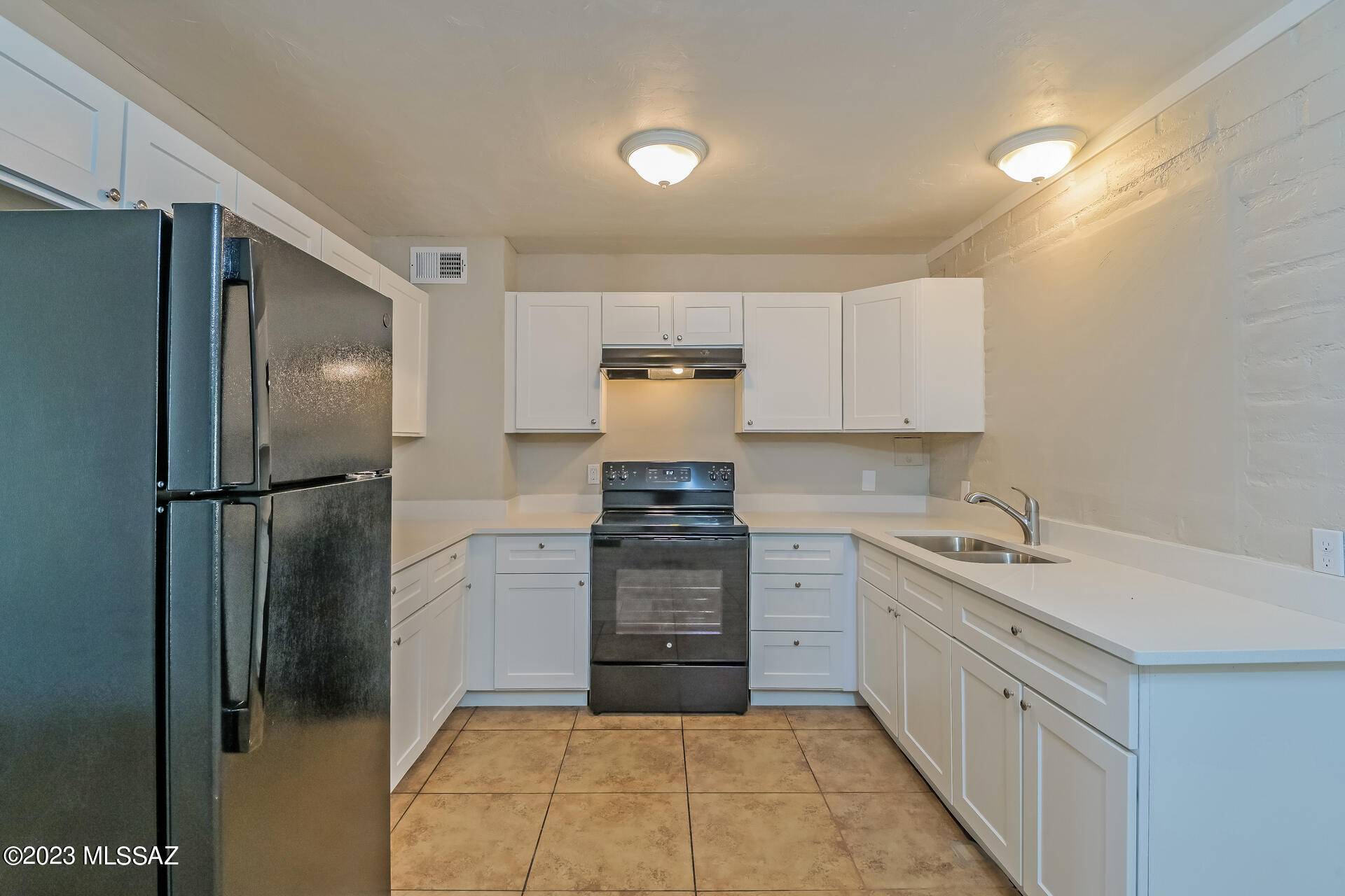 Tucson, AZ 85713,1901 W Castle Drive