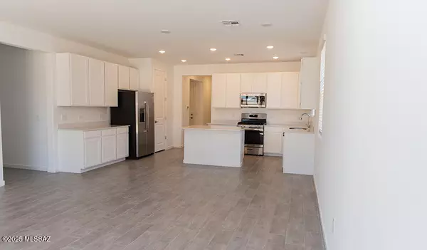 Sahuarita, AZ 85629,732 W Calle El Tramo